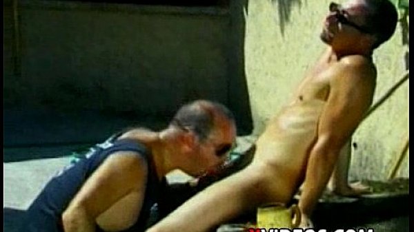 Gentlemens-gay - TheBiggerBoyTheBiggerToy - scene 2