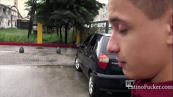 22 year old twink will fuck for cash