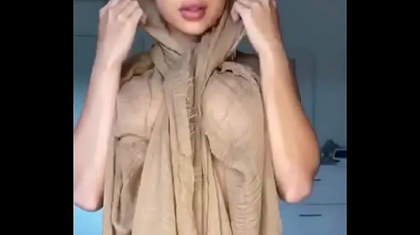 Survivor from Beirute show your body