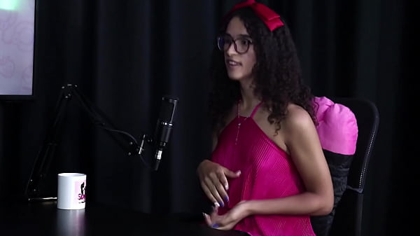 Safada most seu boquete ap&oacute;s falar o seu dom de sentar em cima do pau - Espaguete |Tnssexual (SHEER/RED) 