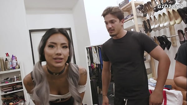 Behind the scenes #(211), Veronica Leal & Kaitlyn Katsaros. More info in description.