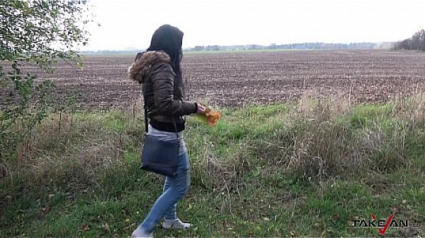 Tattooed girl rides cock in a ccar  