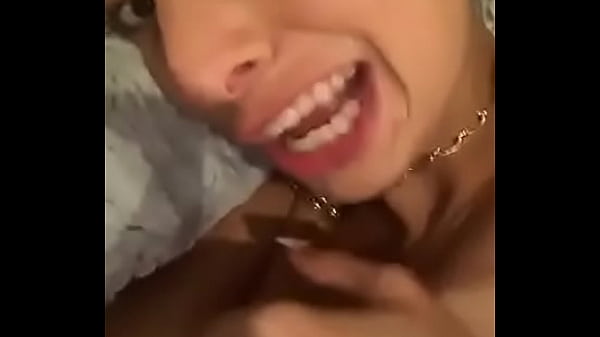 ROBO ALGUNOS VIDEOS CASEROS DE MI PRIMA - DESNUDA !! PARTE 3