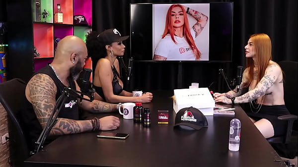 A vontade que ela tem de entrar para o SuicideGirl, e a Miss Tattoo Week... - Ruiva Braba (SHEER/RED)