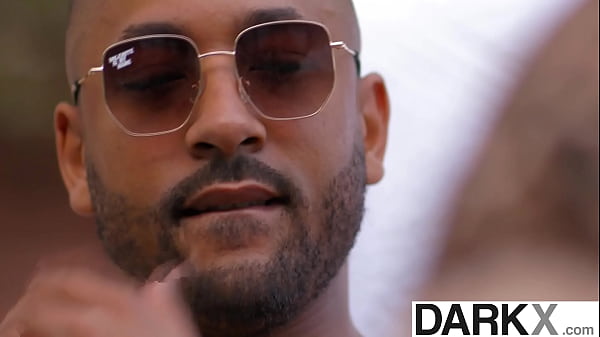 Twerking Temptress Nikole Nash Takes on Dillon Cox&rsquo;s Massive Shaft