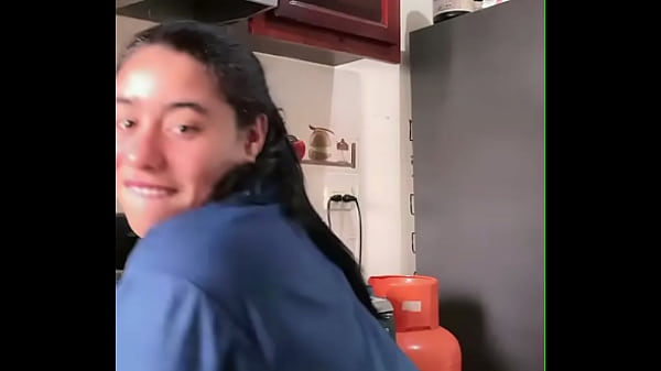 Culona dominicana lo mueve sabroso en live pt 2