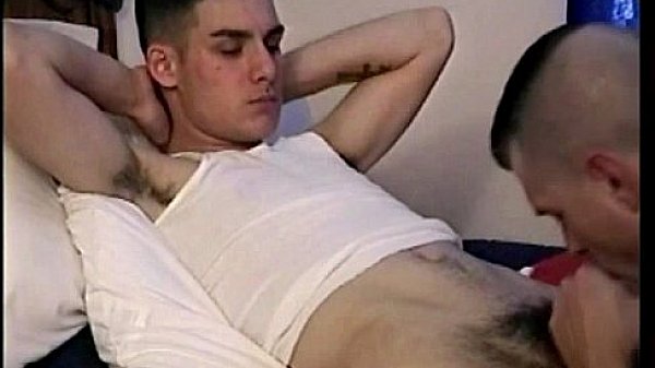 Amateur straight dude lets gay blow him