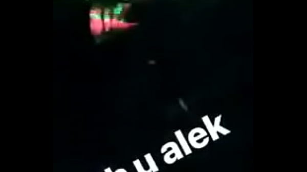 ALEK FUCK TUDO O U ALEK CARAI KKKKKK PEGADINHA