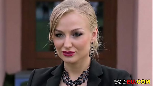 Footballer mom Kayla Green gets her holes filled with cock  