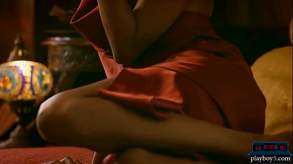 Ebony hottie from Brazil has true supermodel looks  