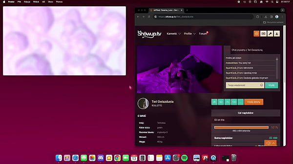Polish music Star temresa Gwiazdunia is dancing to her new music