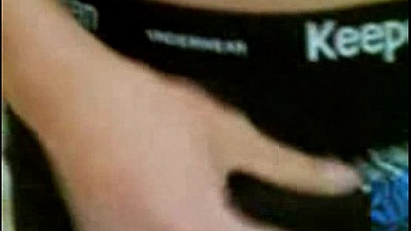 Masturbao no banheiro loko 