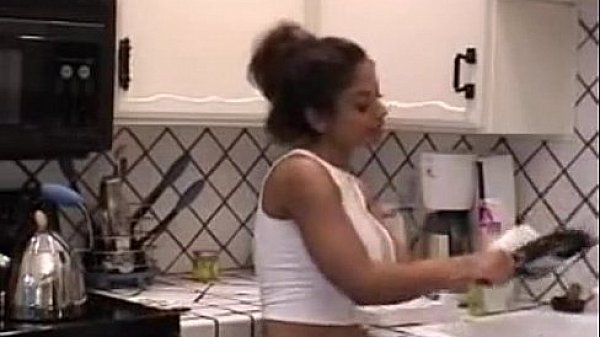 When the cleaner finishes her chores - CovsCams.com