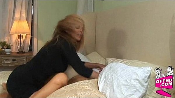 Girls who eat pussy 0133  