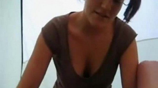 Amateur wife gives oral relief 11