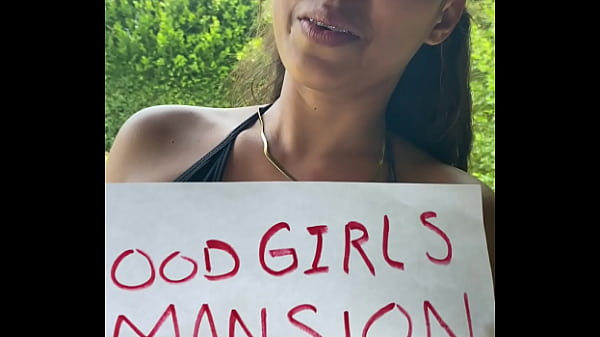 tasty brunette  kiara  