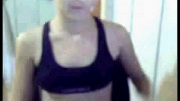 Aline de Santos na webcam