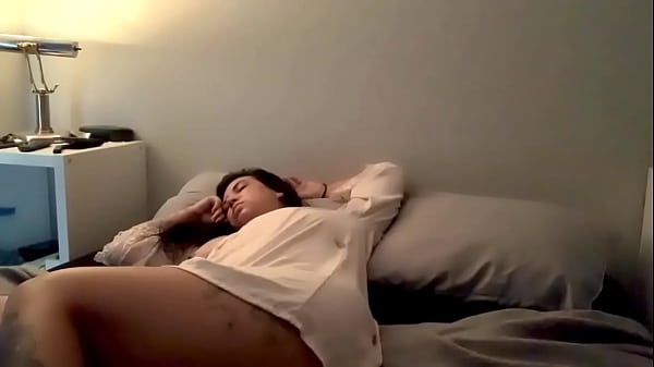 Peeing in the toilet like a guy  