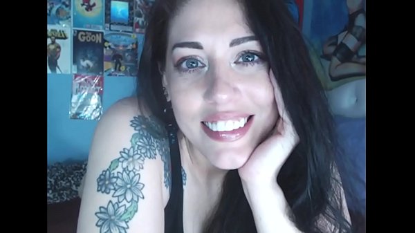 I love seeing big cocks on cam!