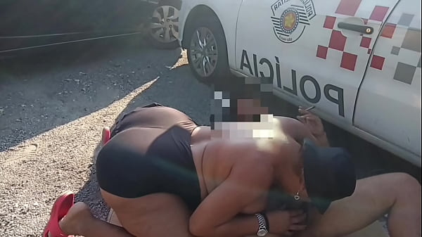 Tive que pagar uma chupeta gostosa 