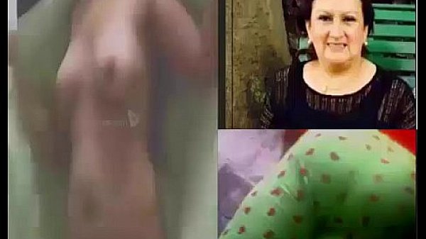 Espiando a mi t&iacute;a luego de una ducha