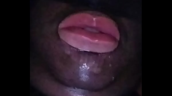 Black thugs old piss is used by white sissy