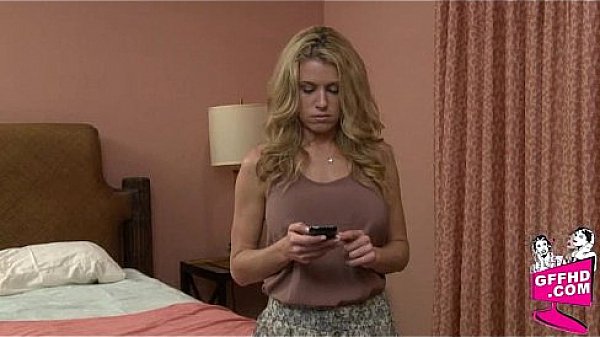 Sensual lesbains 1599