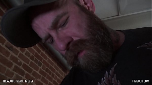 The gag relfex is weak with this one