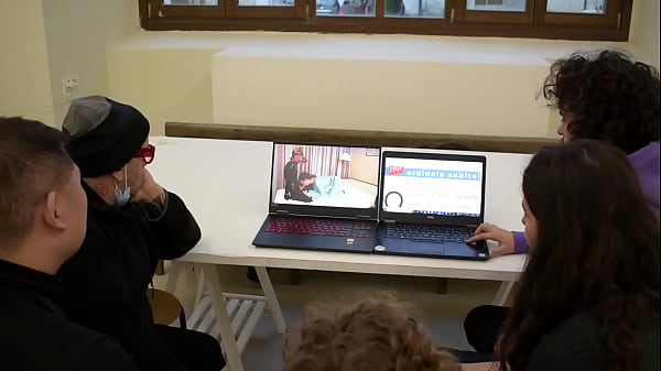 You have to do a latex orgy to understand contemporary art, with artist Franko B and some amateurs - FV.