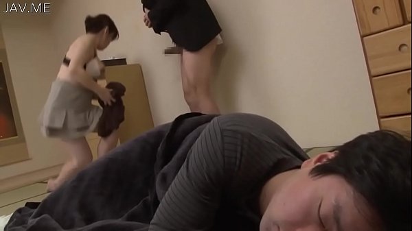 Lust Kissing In Students Who Were Accompanied By Romantic Feelings