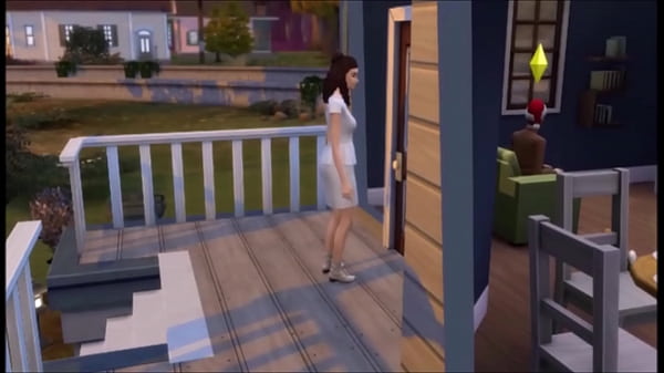 Redhead and brunette best friends worship each others feet!