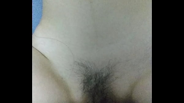 蹭蹭女友处女逼