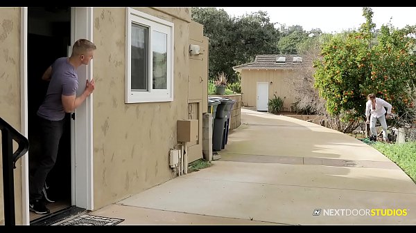 Teen Sneaks Older BF Into Basement To Fuck