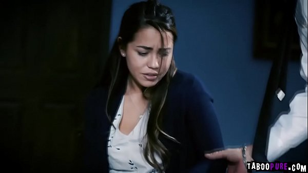 Alina Lopez agrees to have sex with Dick and she gets her pussy eaten before going down for a head  