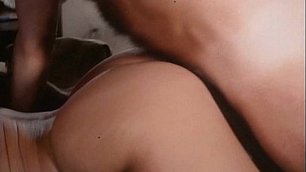 Young Amber Lynn fucked by two guys