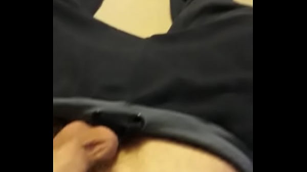 Gozando muito no sof&aacute;