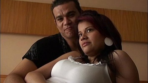 Charly y su novia en un hardcore estupendo