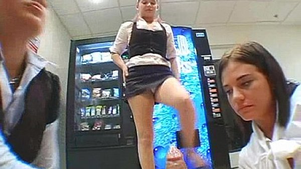 Drandi Belle - An Extended Lunch Hour