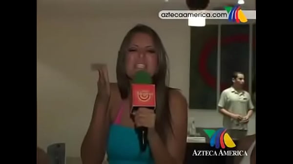 Reporteras en bikini