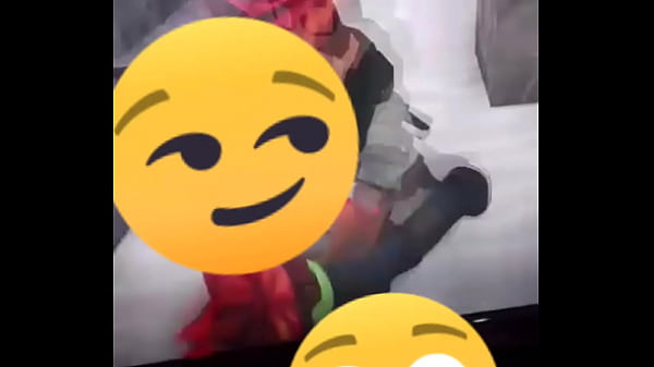 Roblox metendo tesourada na nevinha  