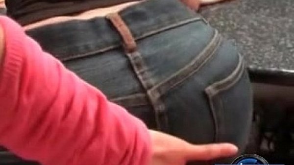 [moistcam.com] Lesbian whores love their holes stretched! [free xxx cam]