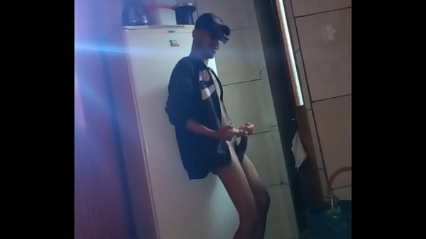 Dan&ccedil;ando dan&ccedil;ando dan&ccedil;ando