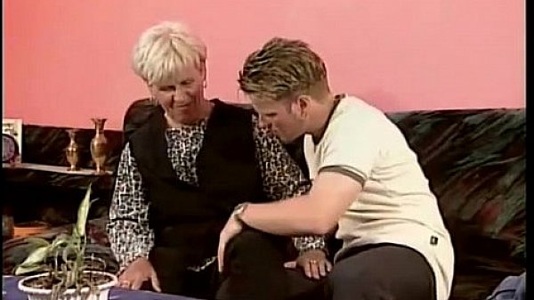 Old mature homemade sex