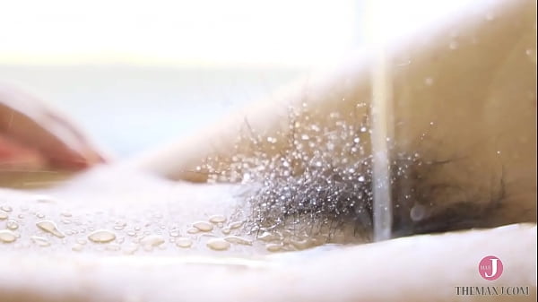 Video work 6 Hot spring image, idol video maker Marray International MarrayDOGA wearing erotic swimsuit big breasts uniform