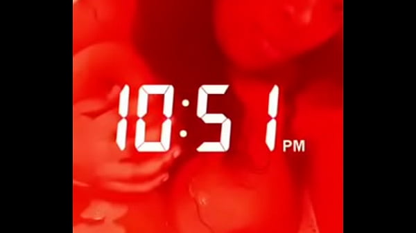 Amateur cam girl shows huge ebony tits