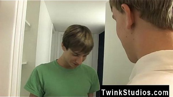 Gay XXX Nathan Stratus ordered a yam-sized package and it eventually 