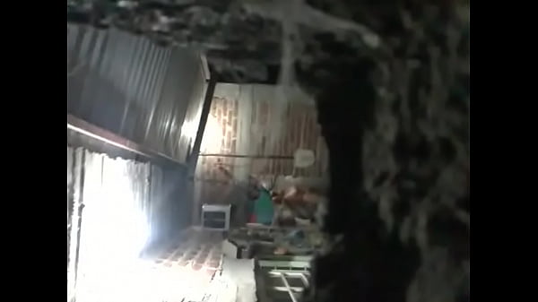 Mi vecina la del poli ba&ntilde;andose