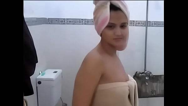 Indian Bhabhi Sonia Passionate Romantic Kissing In Bedroom Before Hot Fuck 