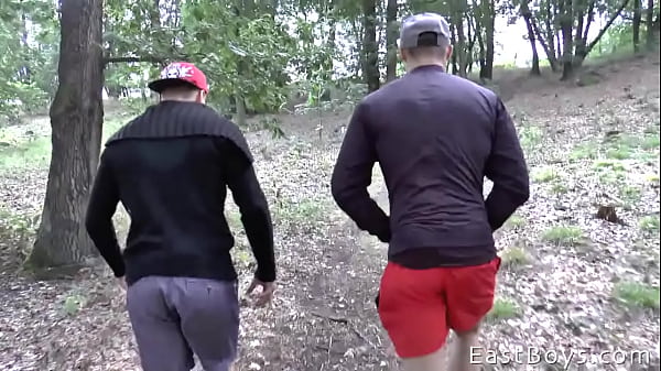 Part one of two Peter duo Peter Homely and Peter Brada! Two Peters get together for nice calisthenic workout outdoors, doing chinups and flexing. Both sizable muscular hunks,big bodies, big arms and for sure big cocks, as you will also be able to see!