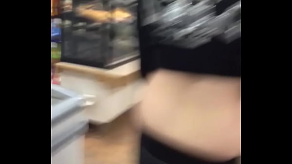 sexy blonde girl flashes in 7-11
